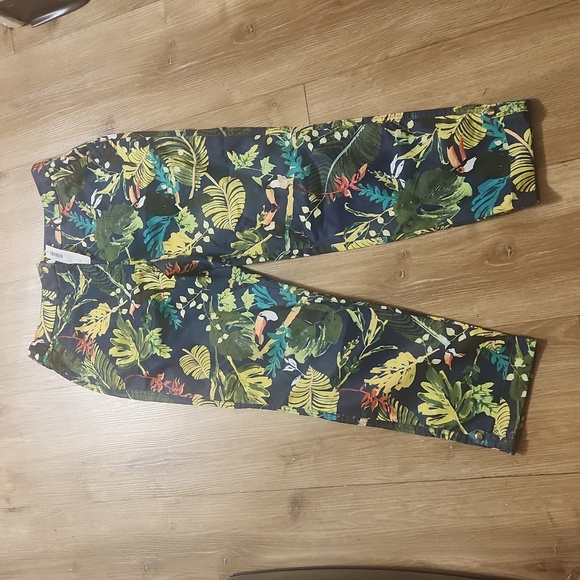 nwt CHICO'S comfort waist luxe tropical cuffed pant 1 ankle length trouser 8/M - Picture 6 of 11